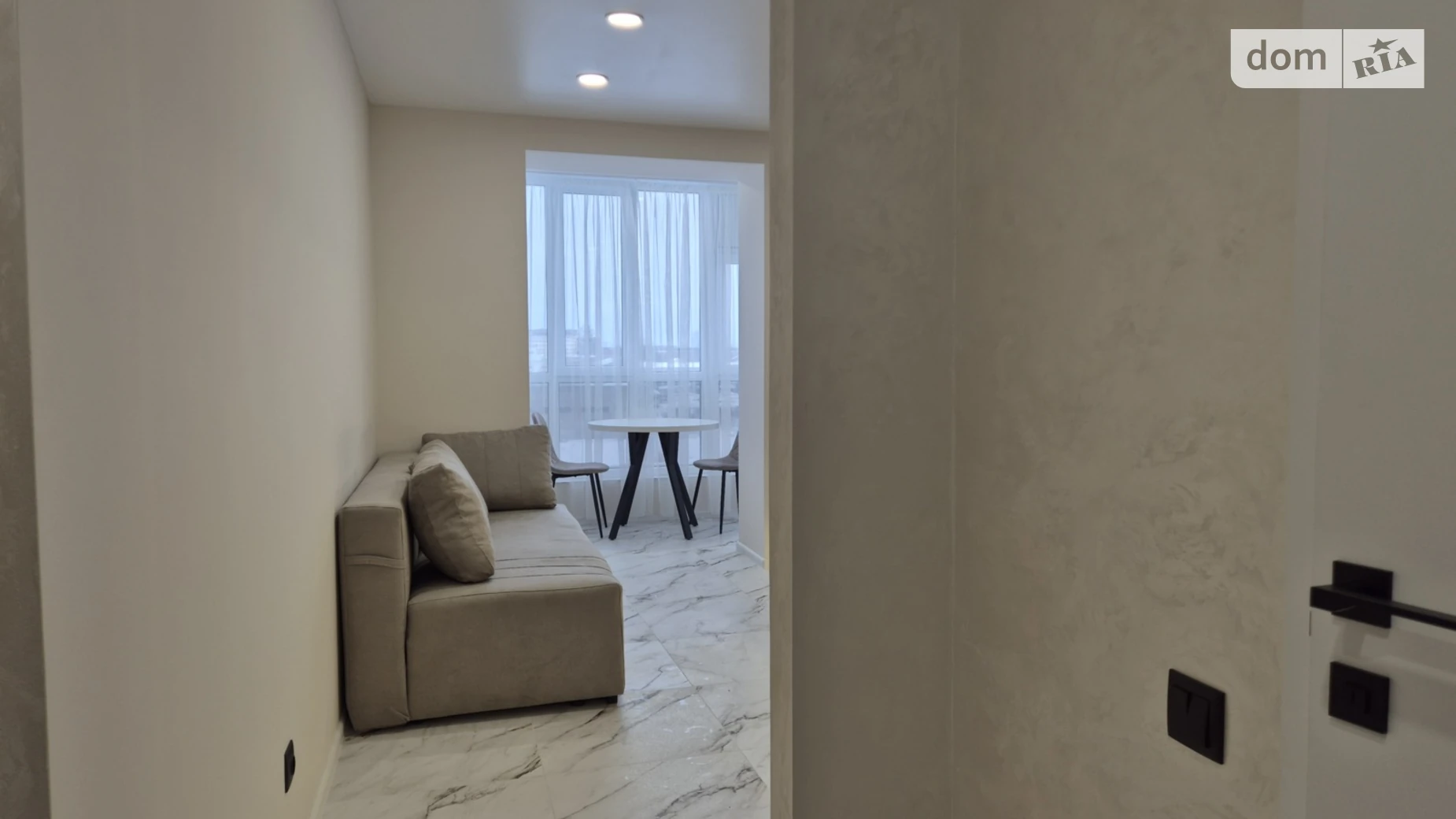 1-комнатная квартира 45 кв. м в Тернополе, ул. Текстильная, 24Е - фото 4