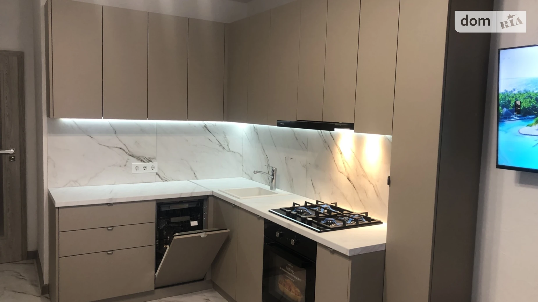 Продається 1-кімнатна квартира 45 кв. м у Зміїнці, цена: 67500 $ - фото 3