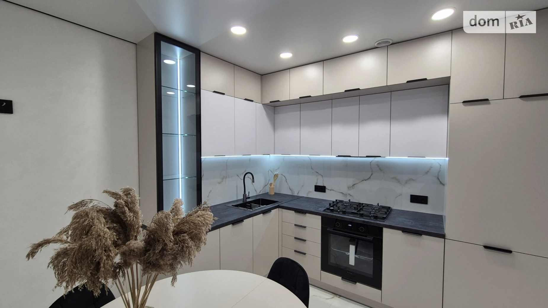 2-кімнатна квартира 58 кв. м у Тернополі, вул. Київська, 9Д - фото 5