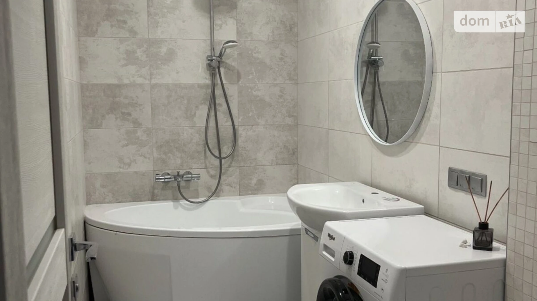 Продается 1-комнатная квартира 41.2 кв. м в Василькове, ул. Декабристов, 151/5 - фото 4