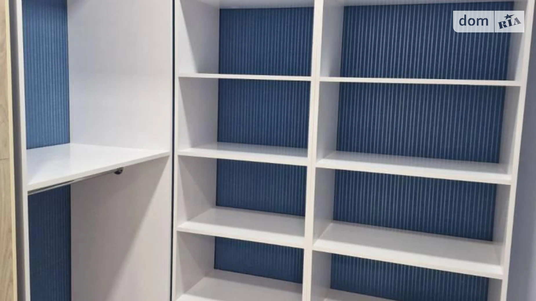 Продается 1-комнатная квартира 46 кв. м в Одессе, ул. Строительная - фото 2