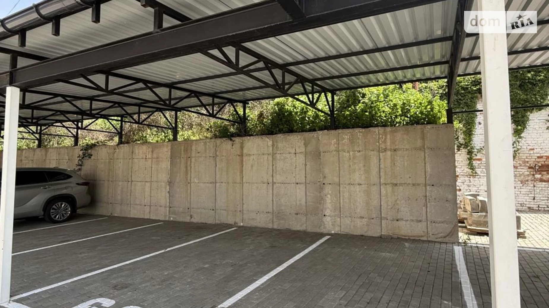 Здається в оренду місце на стоянці під легкове авто на 12.5 кв. м, цена: 3000 грн - фото 2