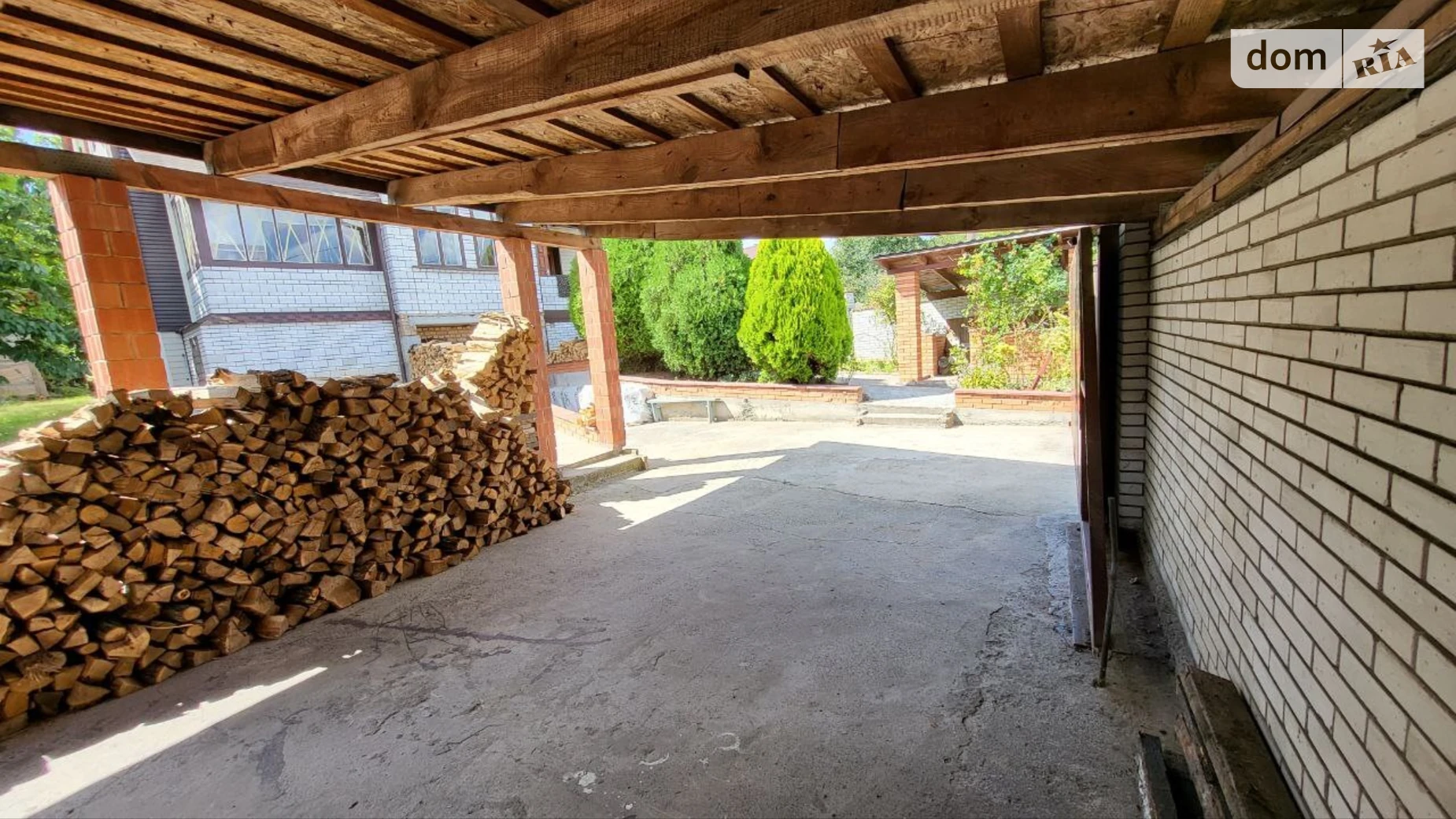 Продается дом на 2 этажа 256.7 кв. м с садом, цена: 160000 $ - фото 2