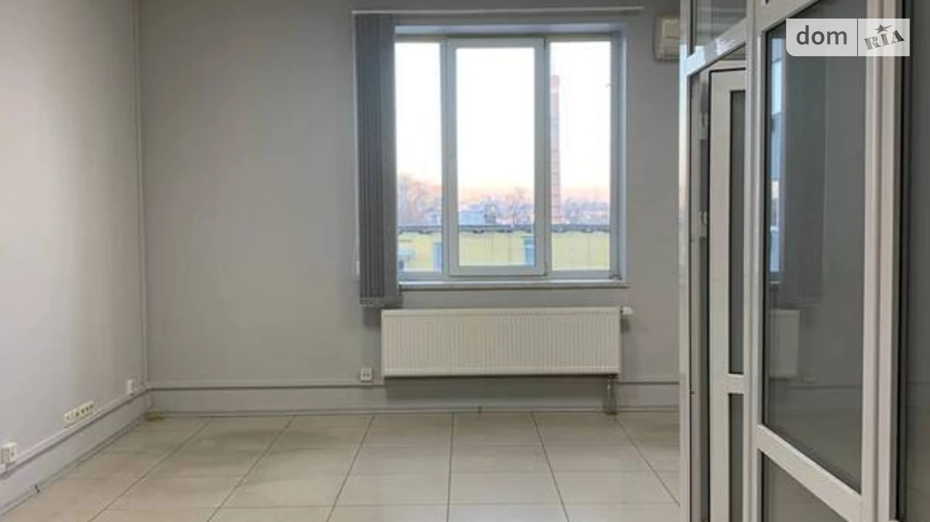 Сдается в аренду офис 37 кв. м в бизнес-центре, цена: 11500 грн - фото 2