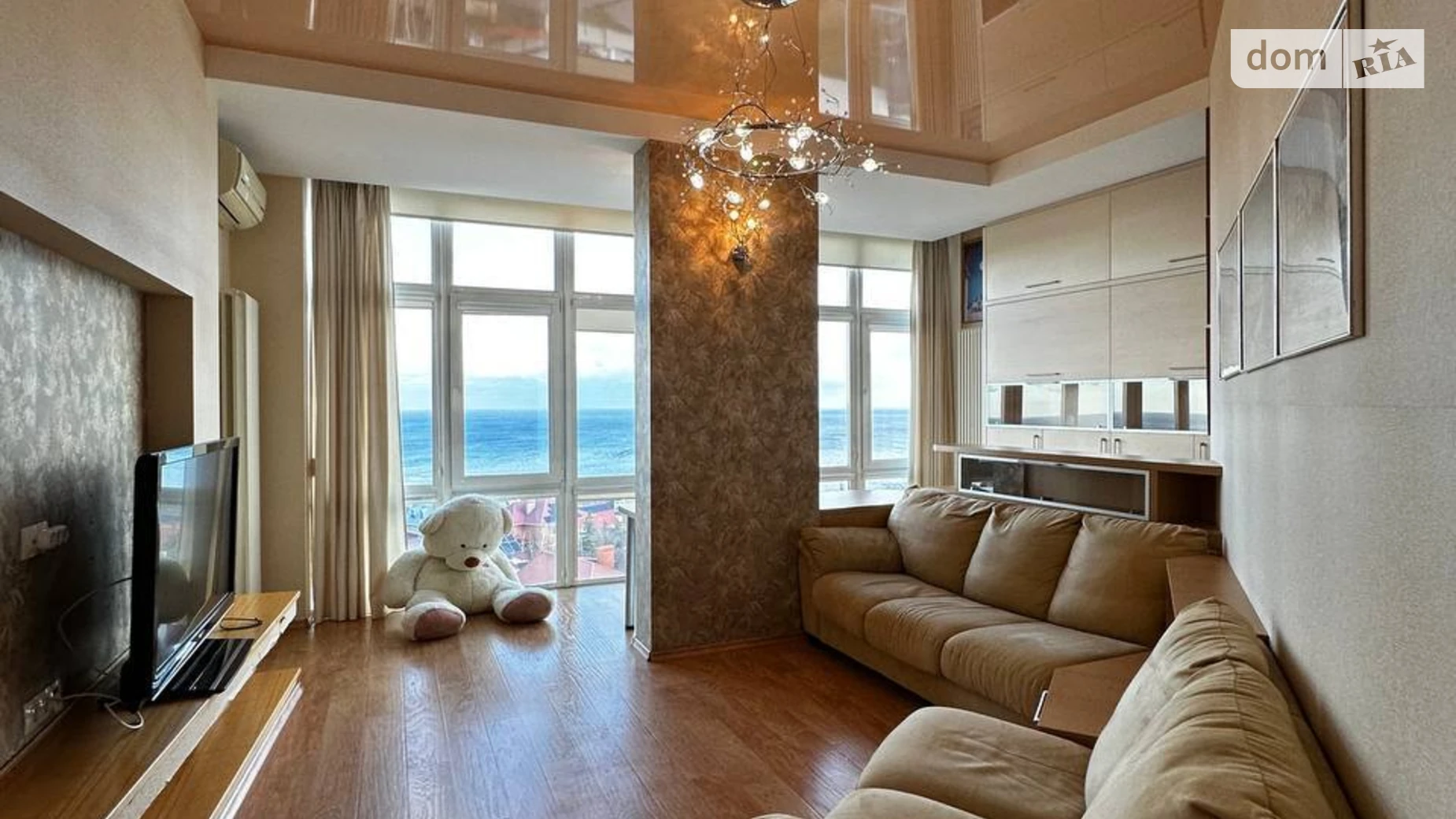 Продается 2-комнатная квартира 79.6 кв. м в Черноморске, ул. Парковая, 50 - фото 3