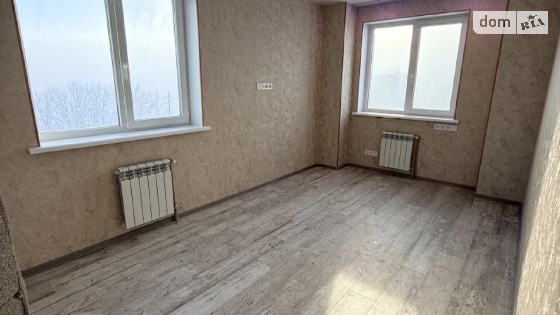 Продается 3-комнатная квартира 90.4 кв. м в Рассошенцах, ул. Полтавская, 1 - фото 4