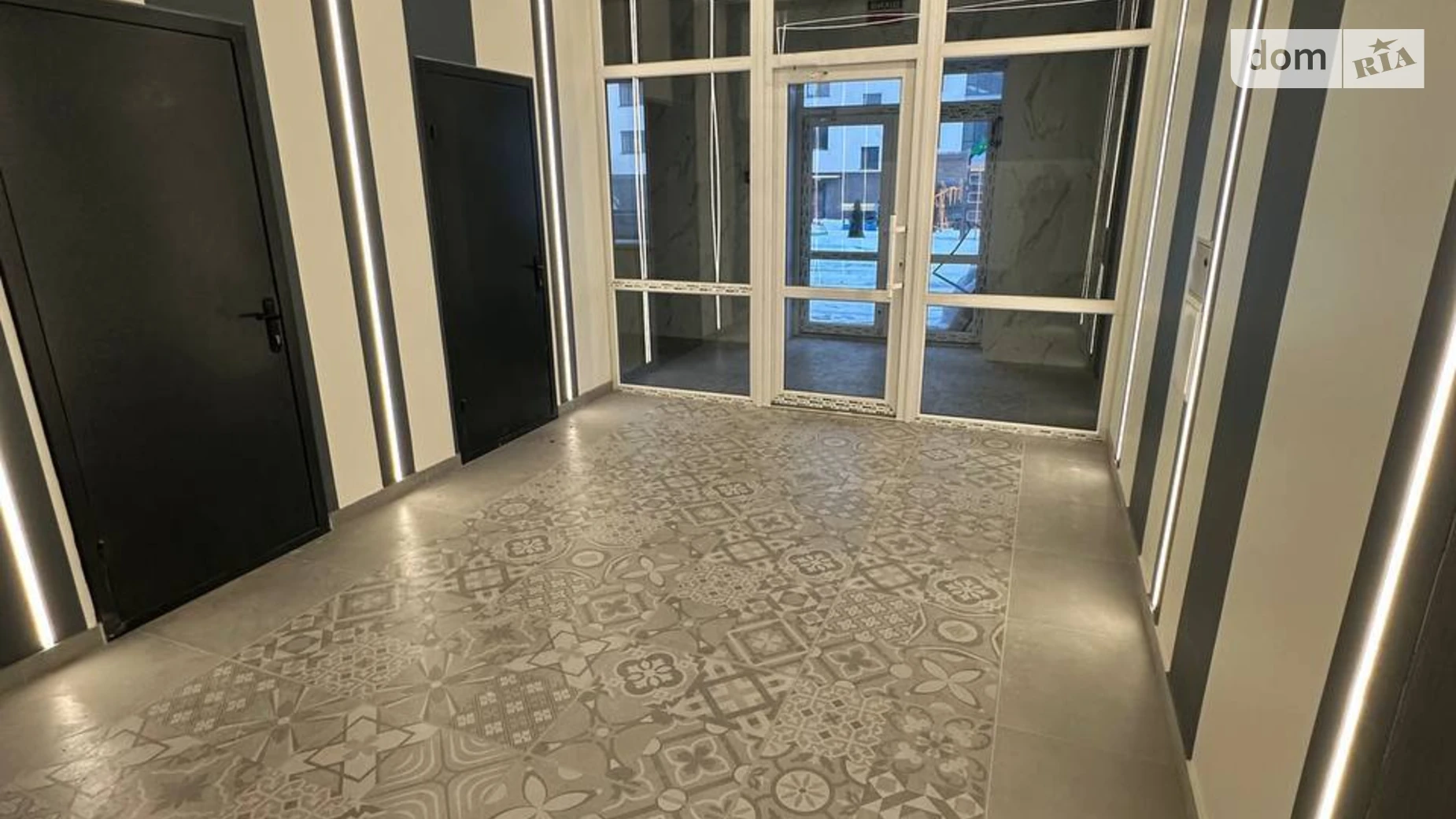 Продается 2-комнатная квартира 69 кв. м в Хмельницком, ул. Озерная, 14/1 - фото 2