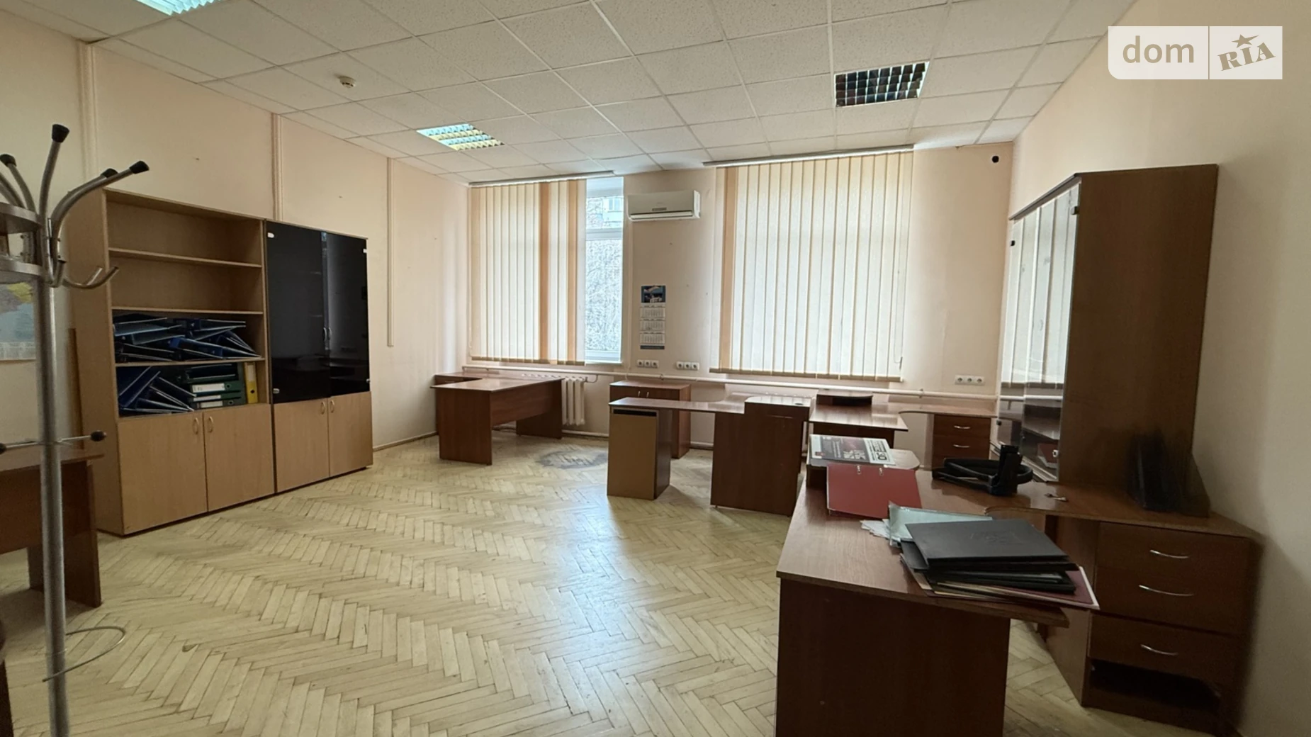 Продается офис 1070 кв. м в бизнес-центре, цена: 1070000 $ - фото 2