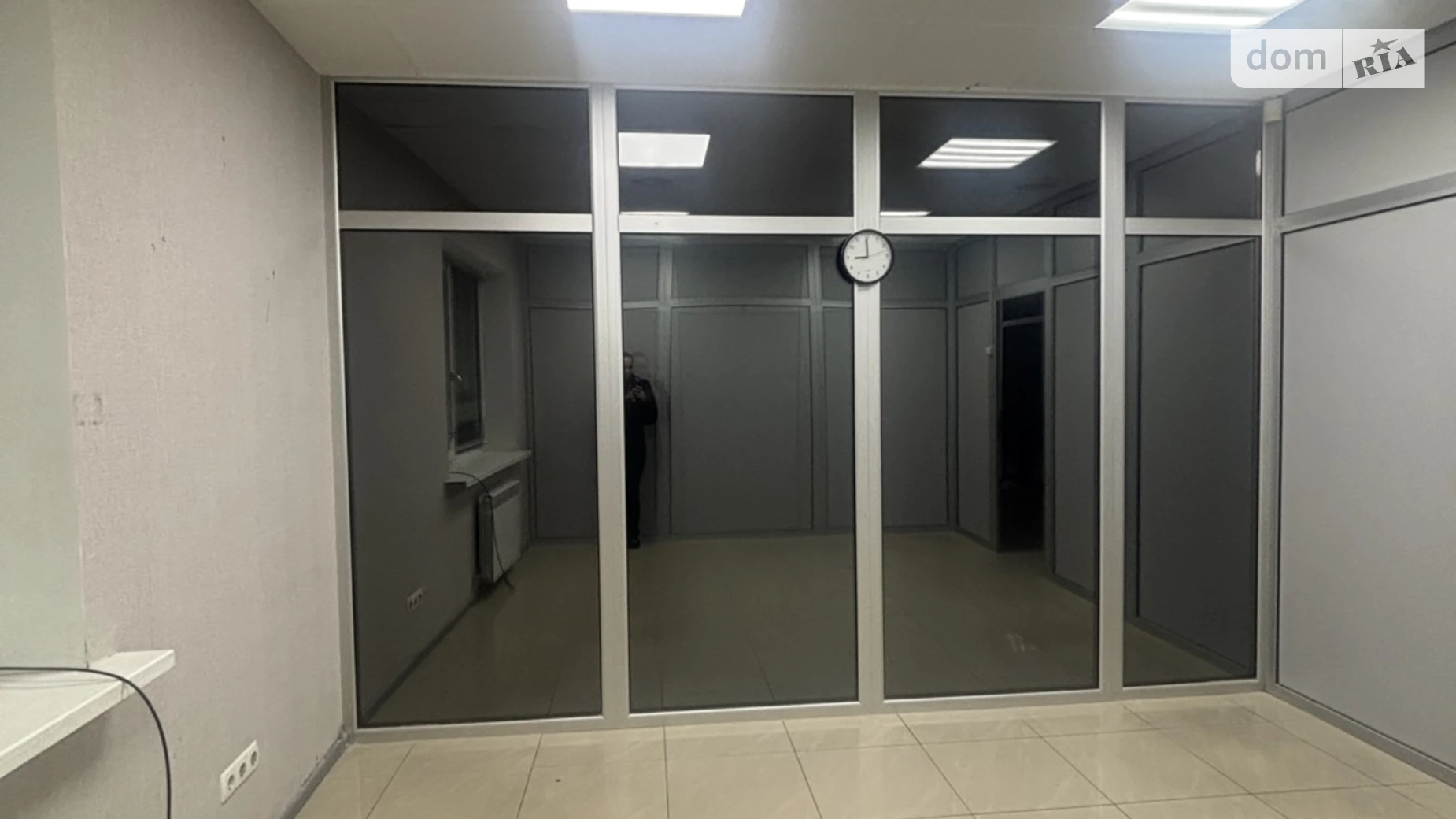 Сдается в аренду офис 13 кв. м в бизнес-центре, цена: 5500 грн - фото 3