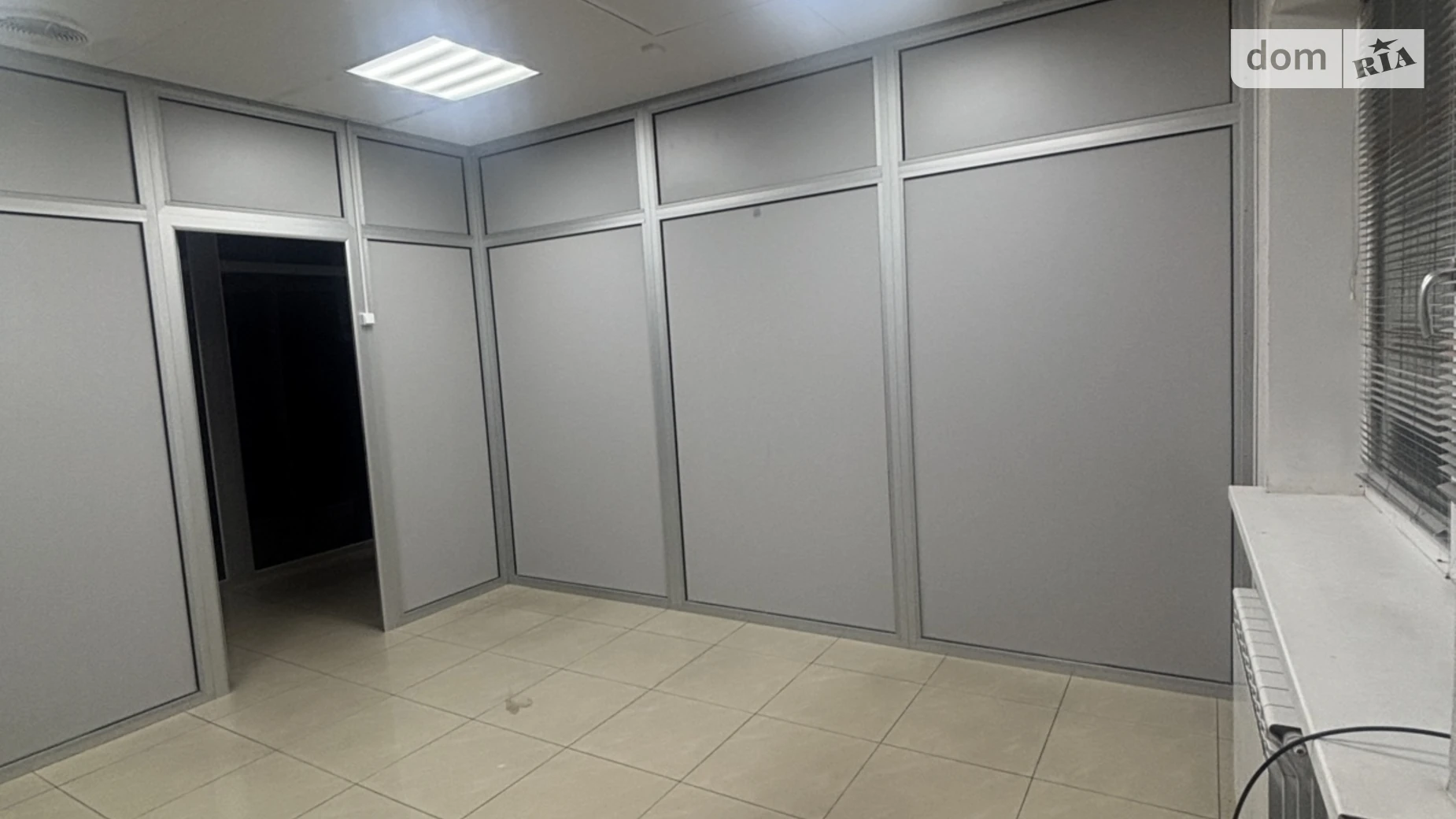 Сдается в аренду офис 13 кв. м в бизнес-центре, цена: 5500 грн - фото 5