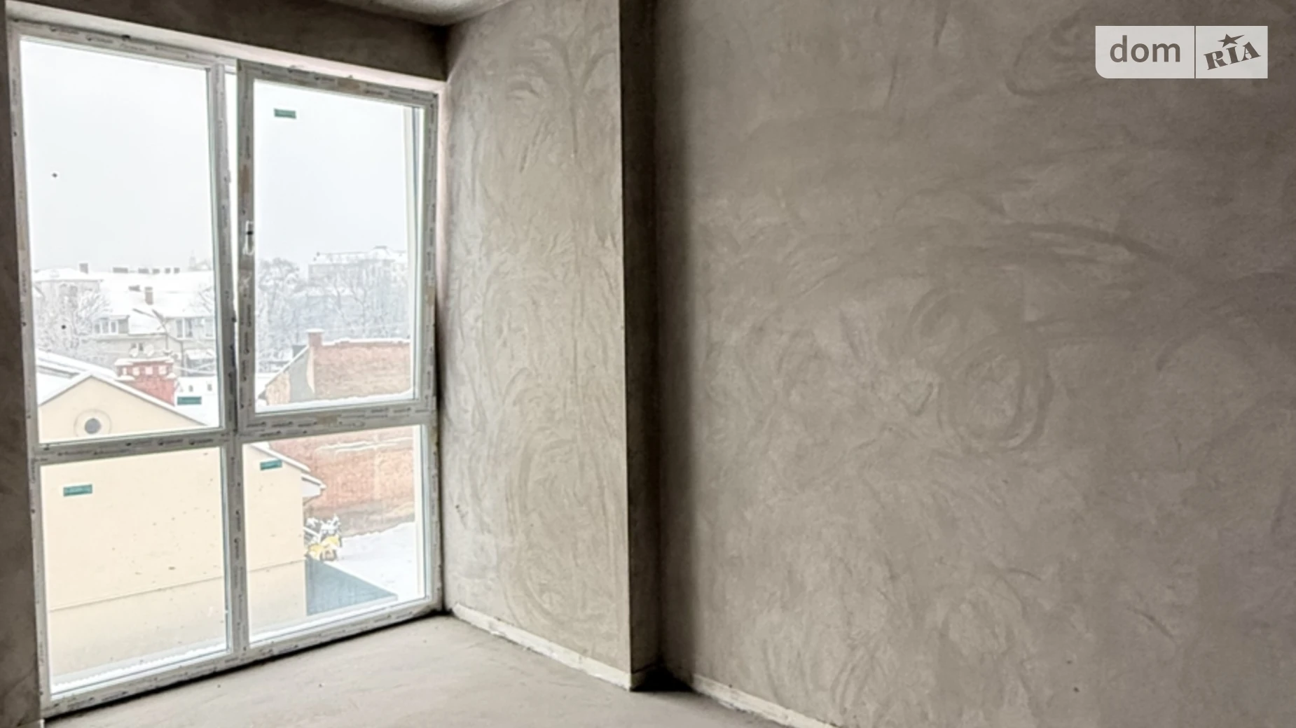 Продается 1-комнатная квартира 42 кв. м в Ужгороде, ул. Русская, 13 - фото 2