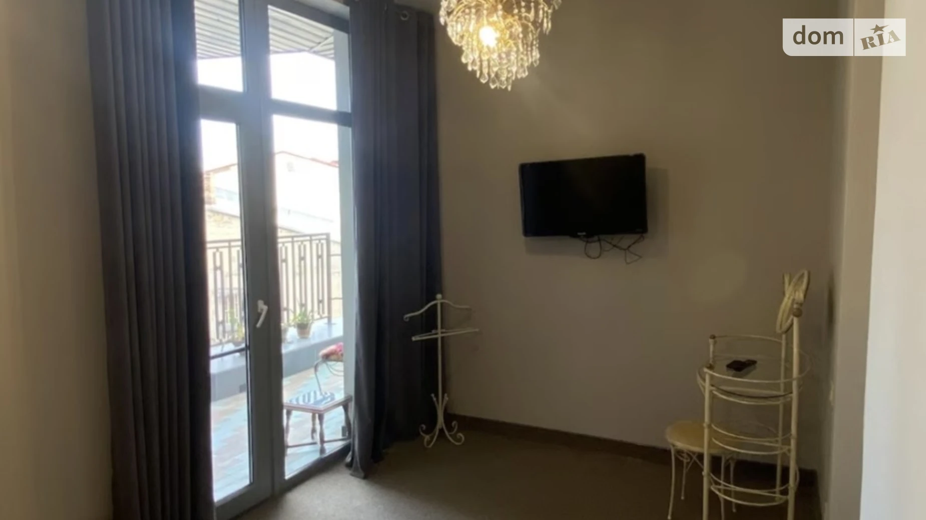 Сдается в аренду 1-комнатная квартира 35 кв. м в Одессе, пл. Екатерининская, 8 - фото 2