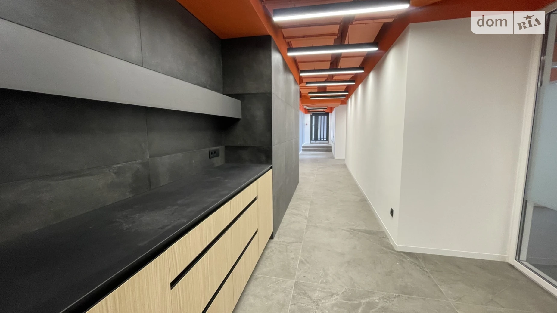 Продается помещения свободного назначения 506 кв. м в 20-этажном здании, цена: 1341000 $ - фото 2