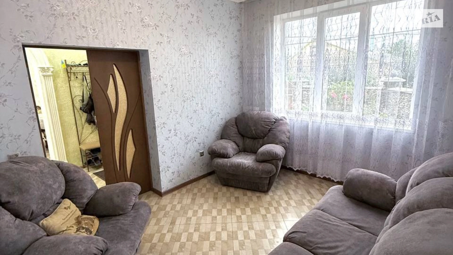 Продается дом на 2 этажа 263.2 кв. м с садом, цена: 180000 $ - фото 4