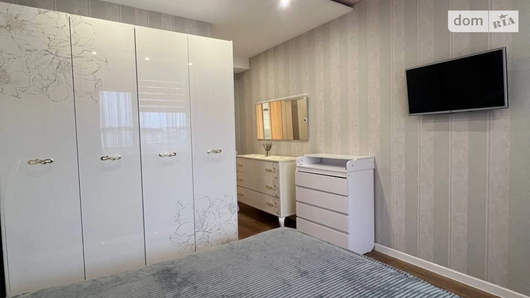 Сдается в аренду 2-комнатная квартира 68 кв. м в Ивано-Франковске, ул. Пулюя И. - фото 3