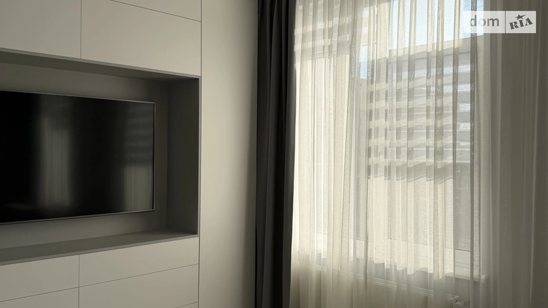 Продается 1-комнатная квартира 56.6 кв. м в Одессе, ул. Лигинская(Макаренко), 2А - фото 2