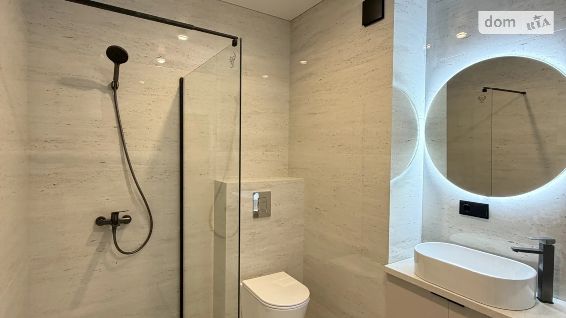 Сдается в аренду 1-комнатная квартира 46 кв. м в Ужгороде, ул. Ивана Фогарашия, 17 корпус 3 - фото 3