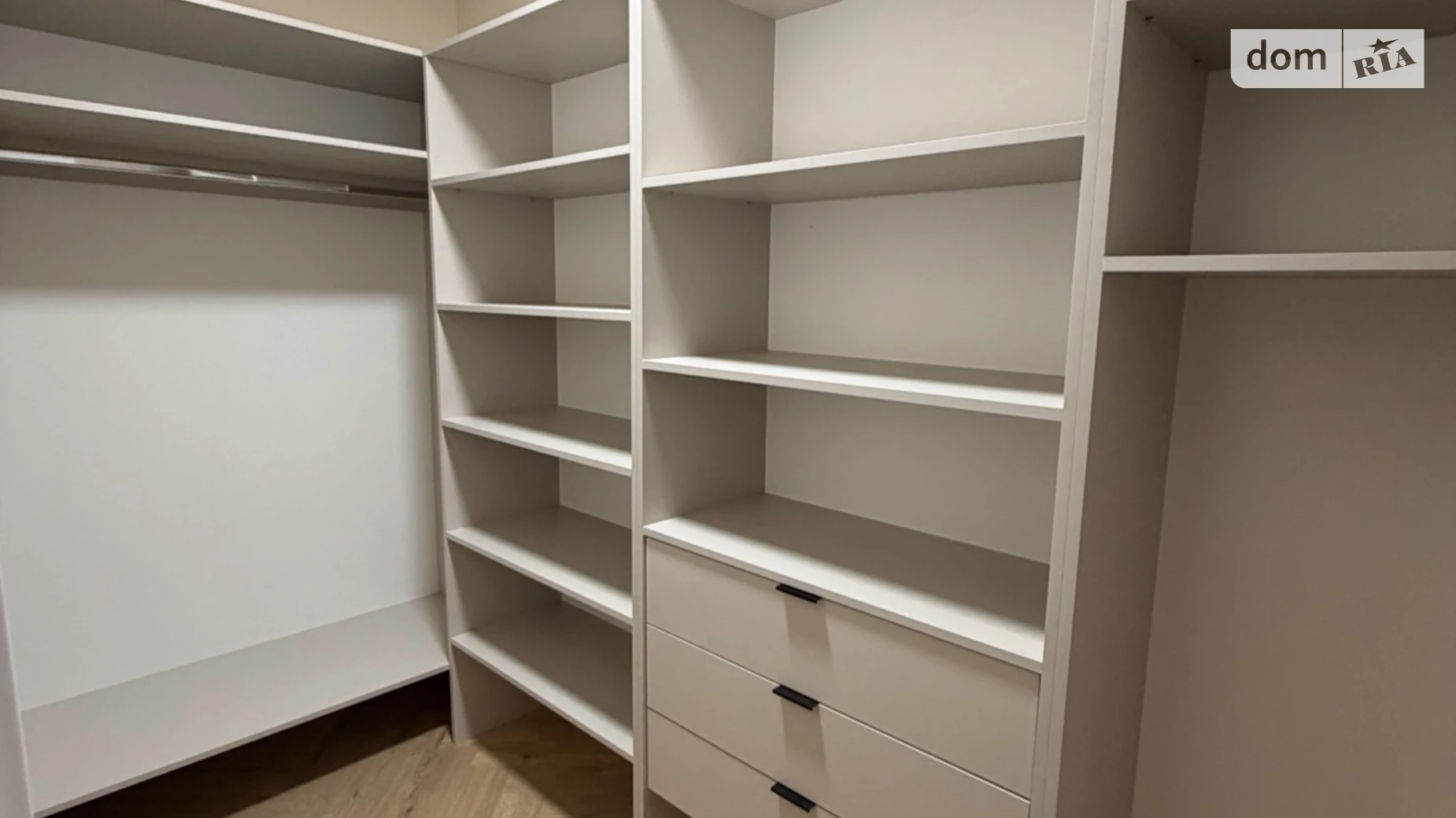 Сдается в аренду 1-комнатная квартира 46 кв. м в Ужгороде, ул. Ивана Фогарашия, 17 корпус 3 - фото 5