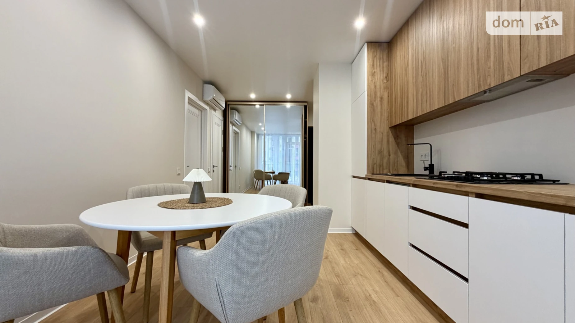 Продается 1-комнатная квартира 42 кв. м в Ивано-Франковске, ул. Юліана Пелеша(Крайковского), 3 корпус 7 - фото 5