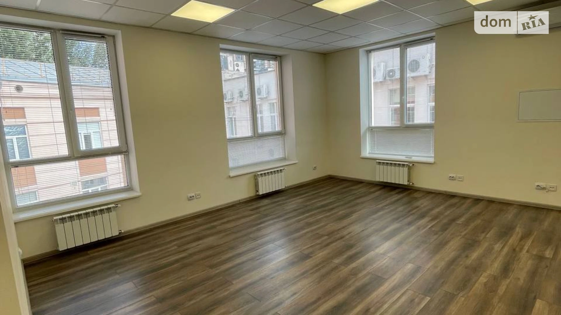 Продается офис 68 кв. м в бизнес-центре, цена: 82000 $ - фото 5