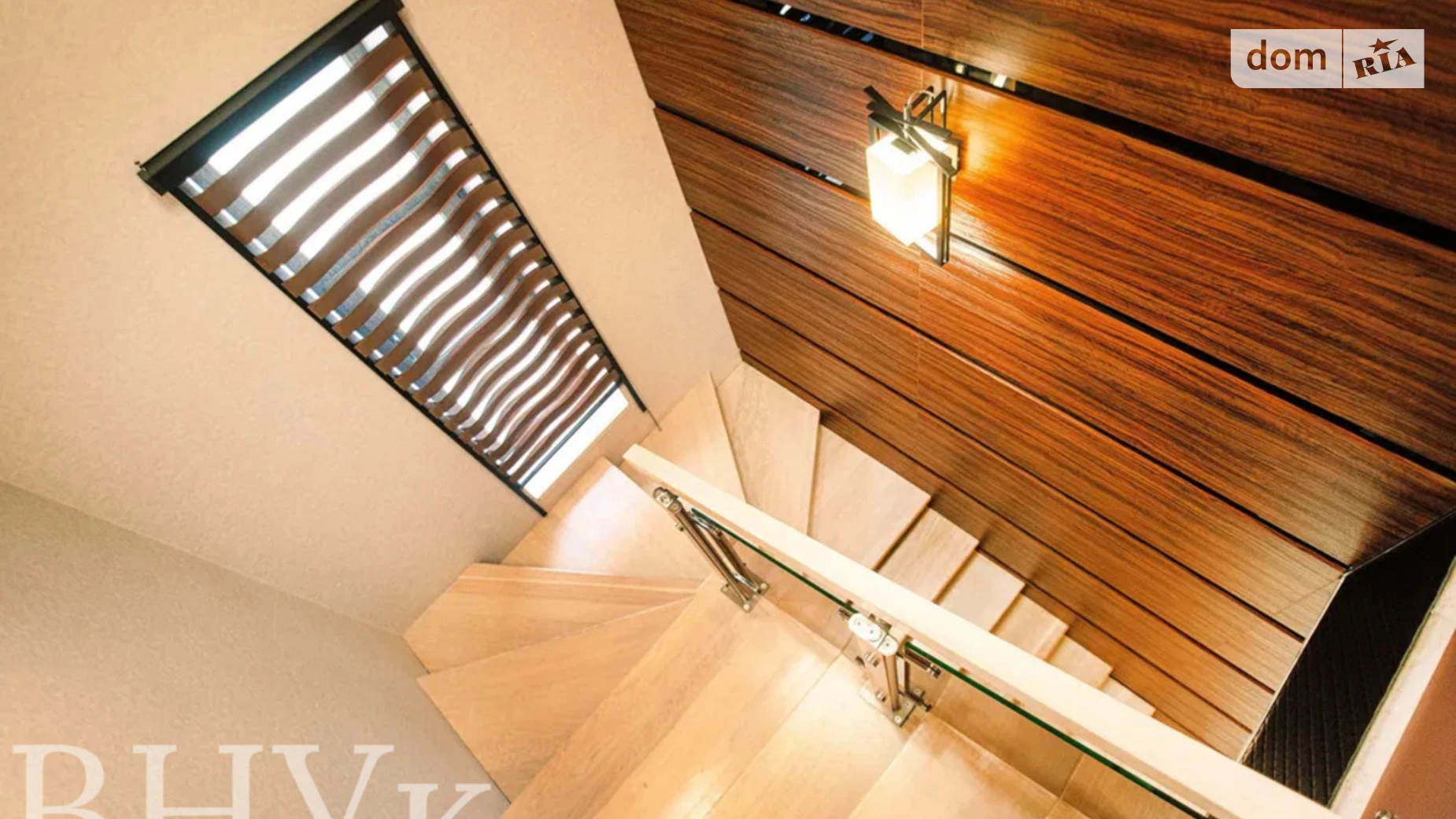 Продається 2-кімнатна квартира 112 кв. м у Ужгороді, вул. Собранецька - фото 4