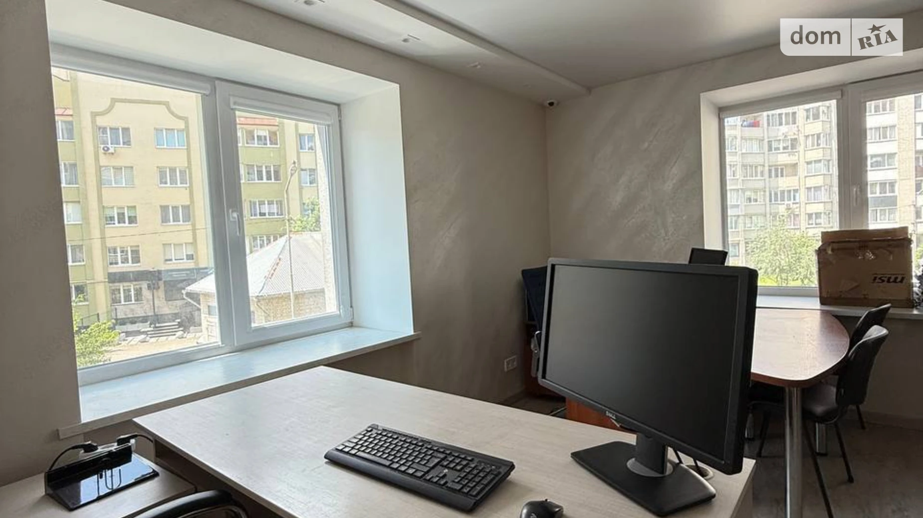 Сдается в аренду офис 18 кв. м в бизнес-центре, цена: 8500 грн - фото 2