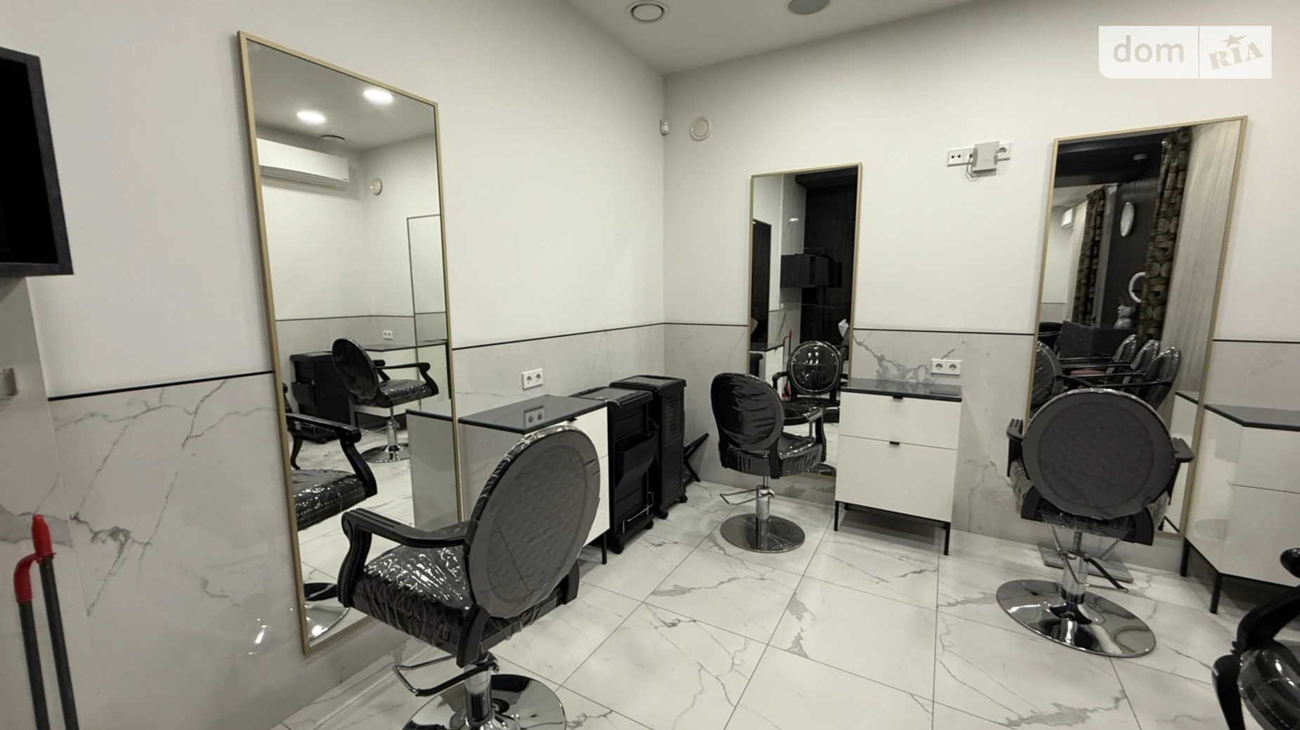 Сдается в аренду помещения свободного назначения 32 кв. м в 3-этажном здании, цена: 350 $ - фото 3