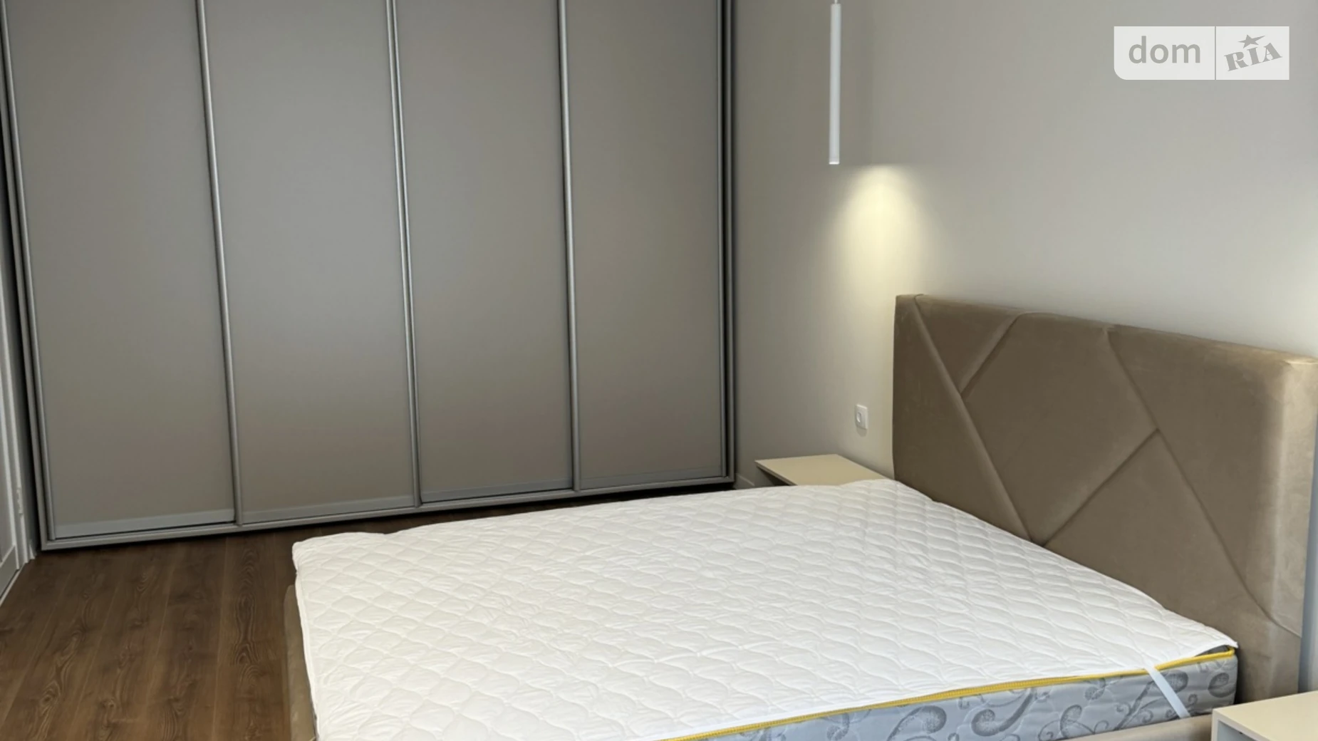 Сдается в аренду 1-комнатная квартира 45 кв. м в Ужгороде, пер. Университетский, 3 - фото 2