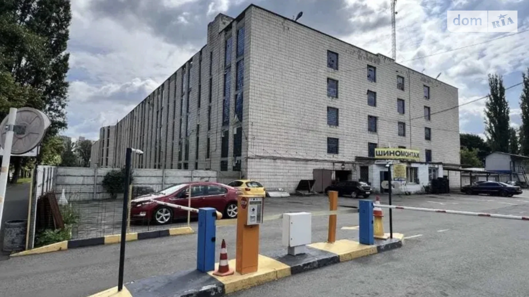 Продается место в гаражном кооперативе под легковое авто на 33.8 кв. м, цена: 22000 $ - фото 4