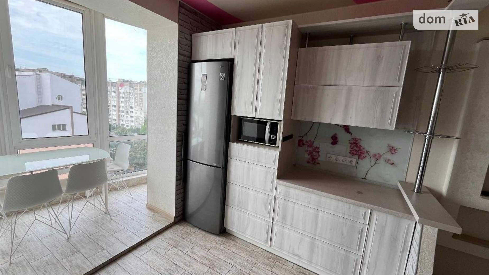 Продается 2-комнатная квартира 75.8 кв. м в Хмельницком, ул. Панаса Мирного, 14/3В - фото 4