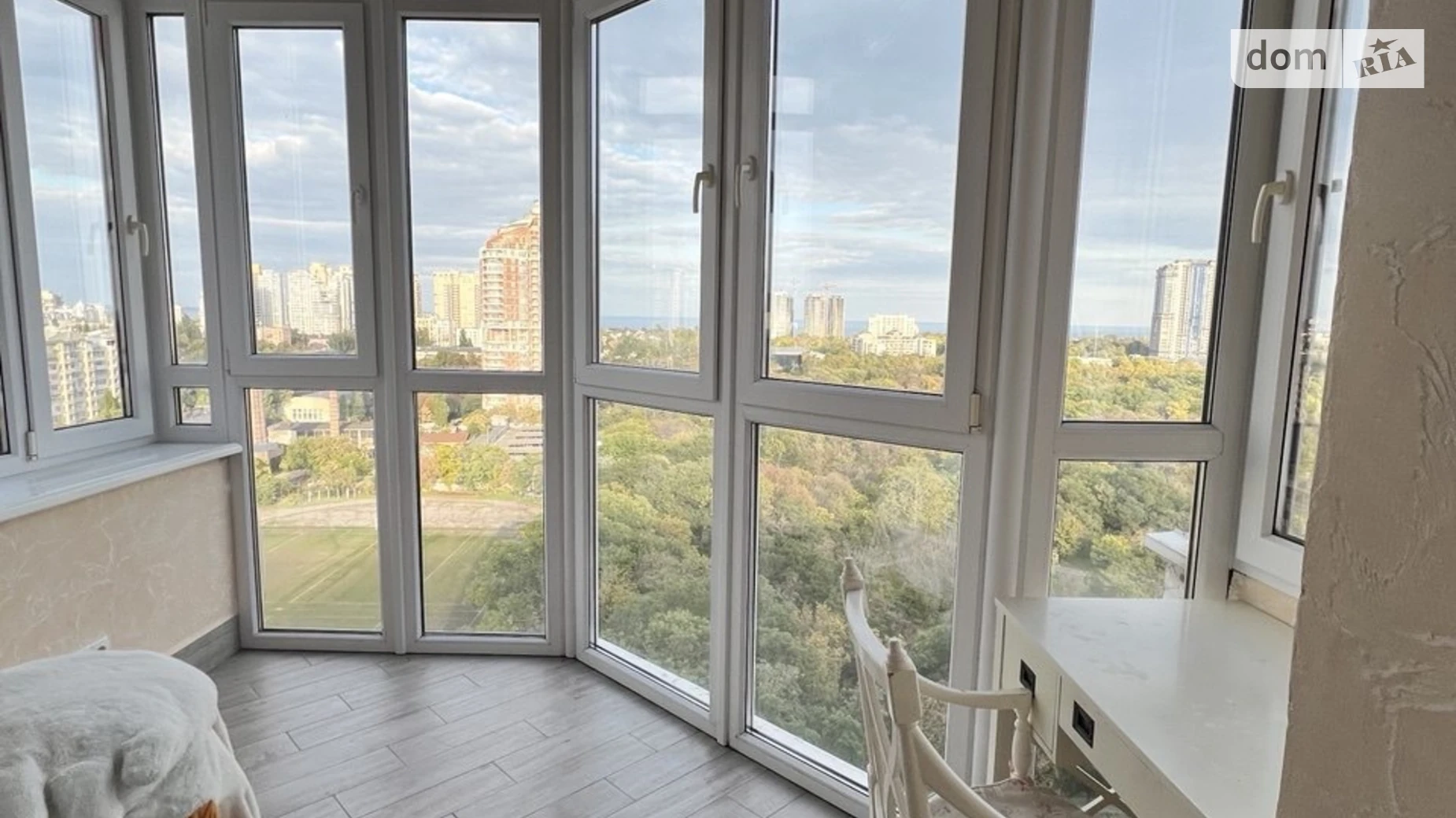 Продается 3-комнатная квартира 148.8 кв. м в Одессе, ул. Добровольцев(Маршала Говорова), 11/1 - фото 2