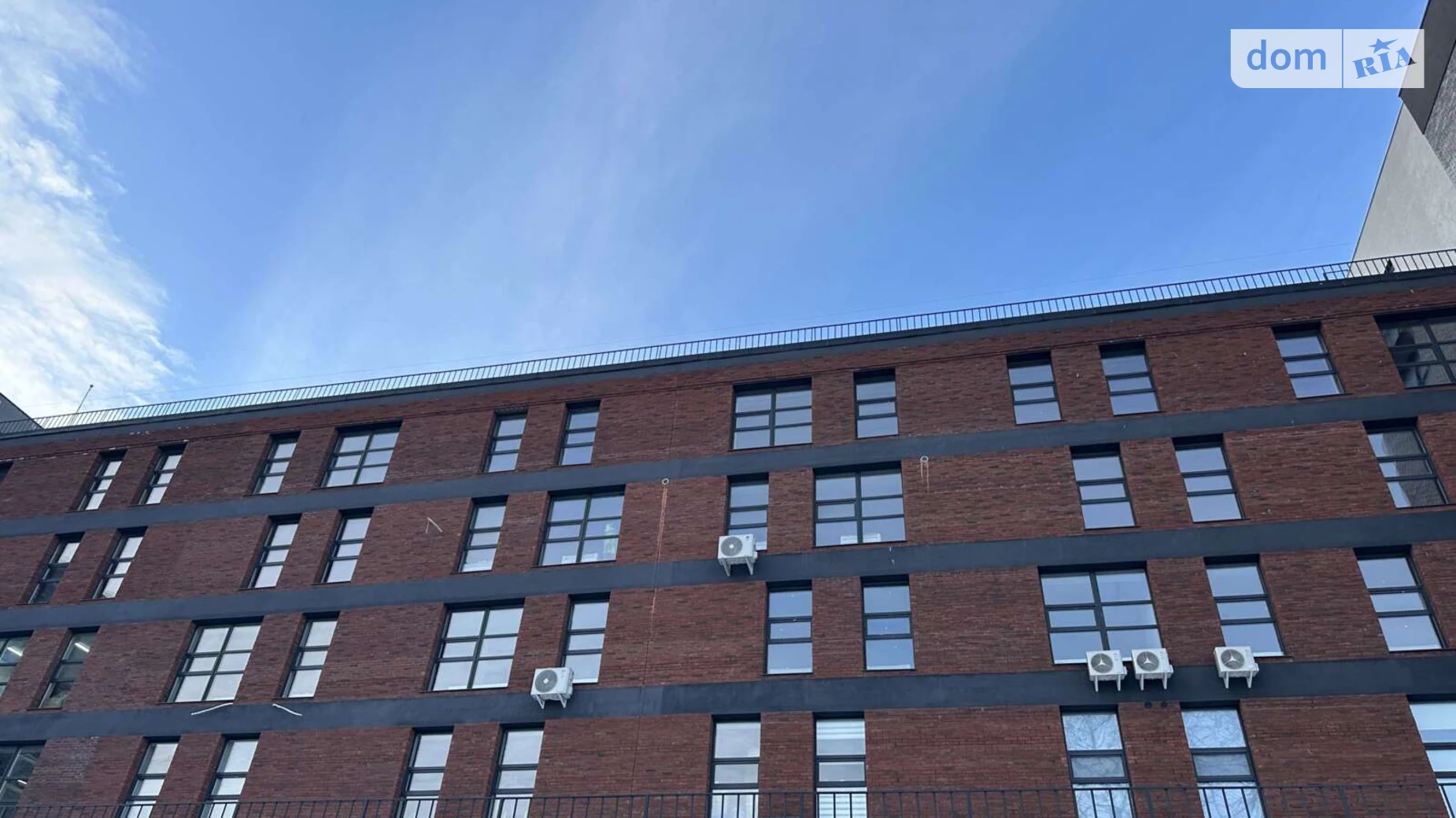 Сдается в аренду офис 27 кв. м в бизнес-центре, цена: 7000 грн - фото 2