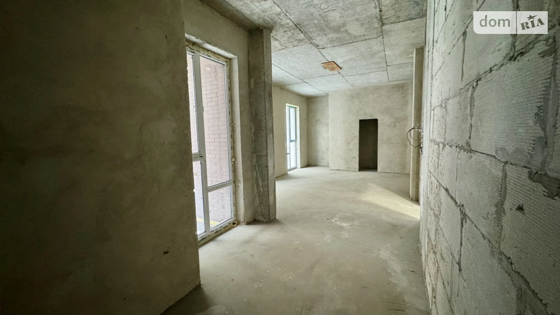 Продается офис 39 кв. м в бизнес-центре, цена: 75000 $ - фото 3