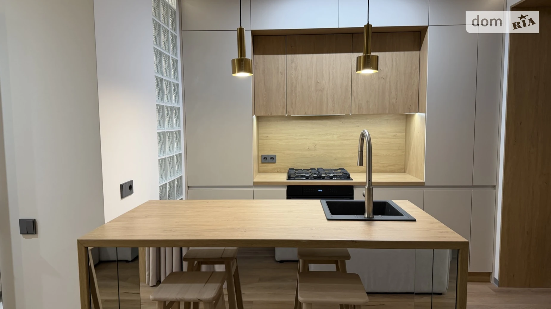 Продается 1-комнатная квартира 48 кв. м в, цена: 89000 $ - фото 2