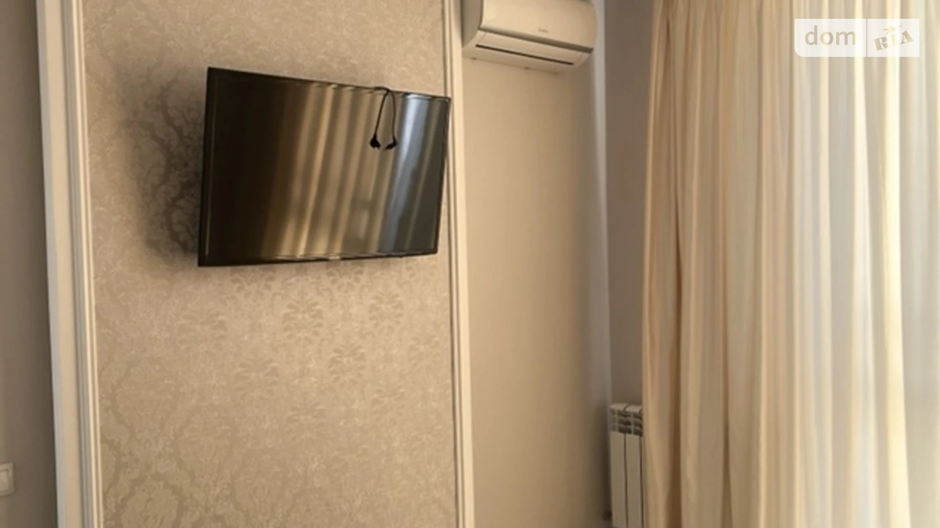 Продается 1-комнатная квартира 41.2 кв. м в Василькове, ул. Декабристов - фото 2