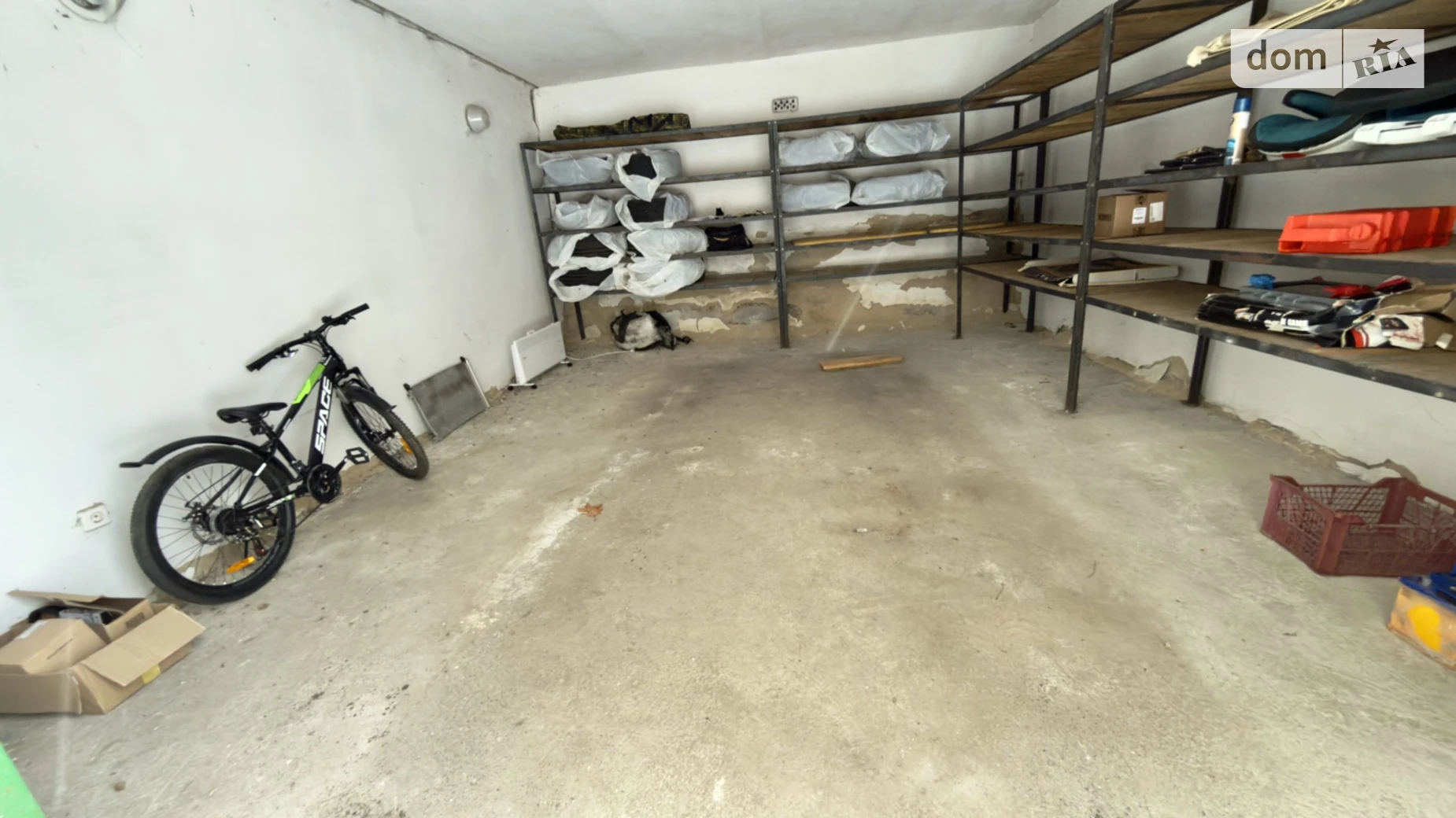 Продается отдельно стоящий гараж универсальный на 30 кв. м, цена: 19991 $ - фото 2