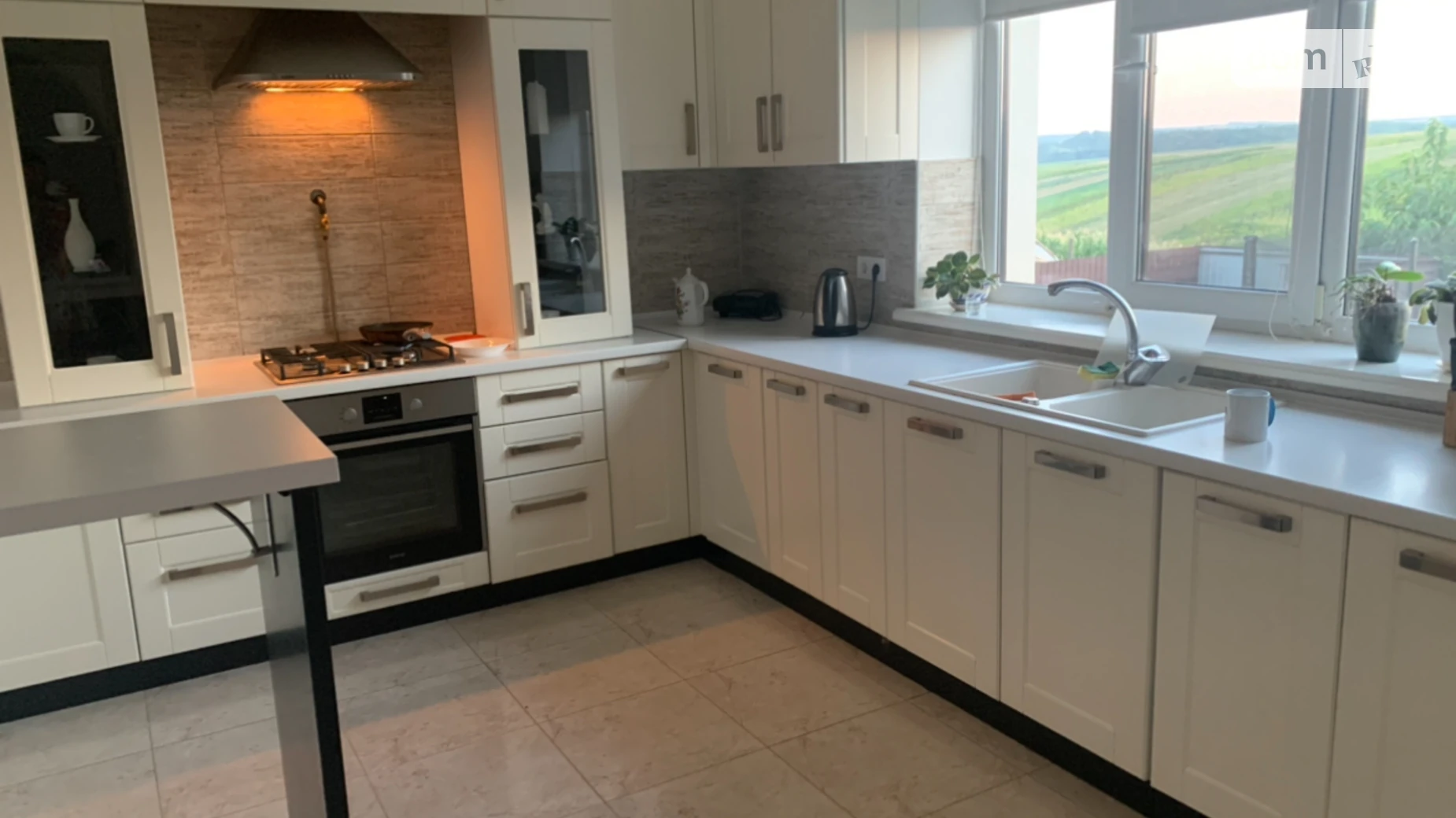 Продается дом на 2 этажа 298 кв. м с террасой, цена: 270000 $ - фото 2