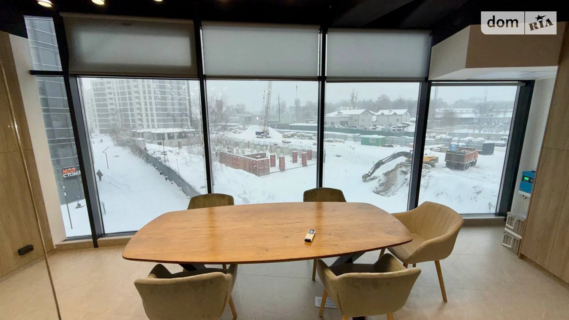 Сдается в аренду офис 52.3 кв. м в бизнес-центре, цена: 900 $ - фото 3