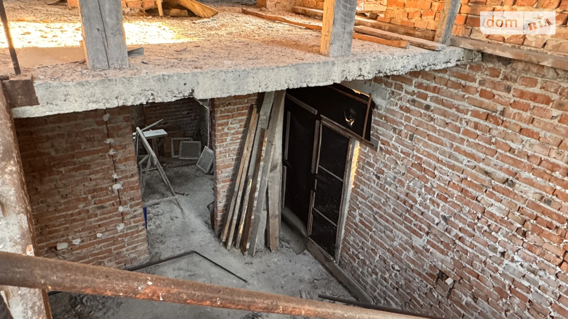 Продается дом на 3 этажа 367.2 кв. м с бассейном, цена: 257000 $ - фото 4