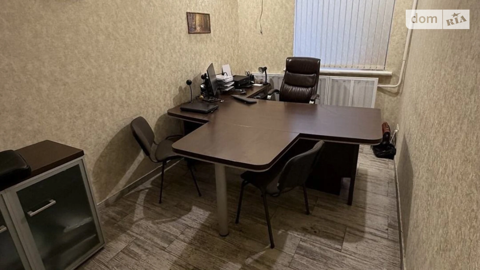 Продается офис 56 кв. м в бизнес-центре, цена: 110000 $ - фото 3