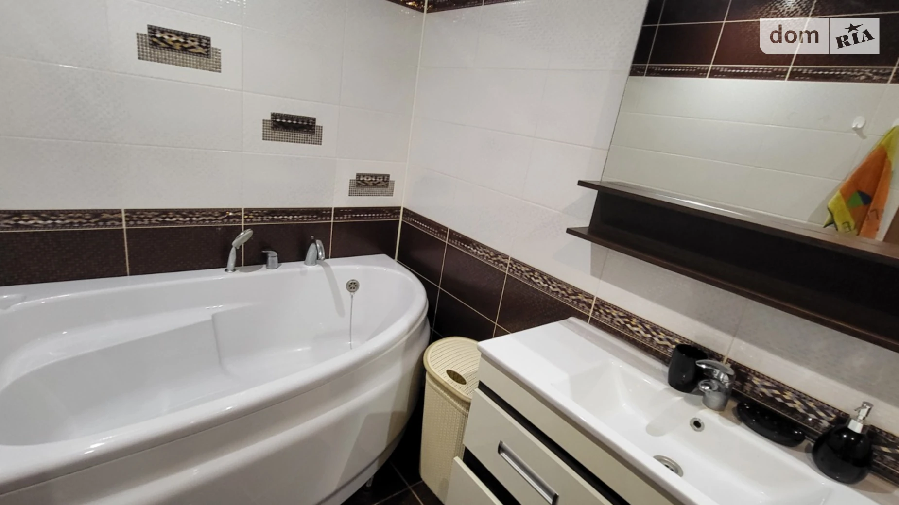 Сдается в аренду 1-комнатная квартира 46 кв. м в Виннице, ул. Васильковая, 4Б - фото 2