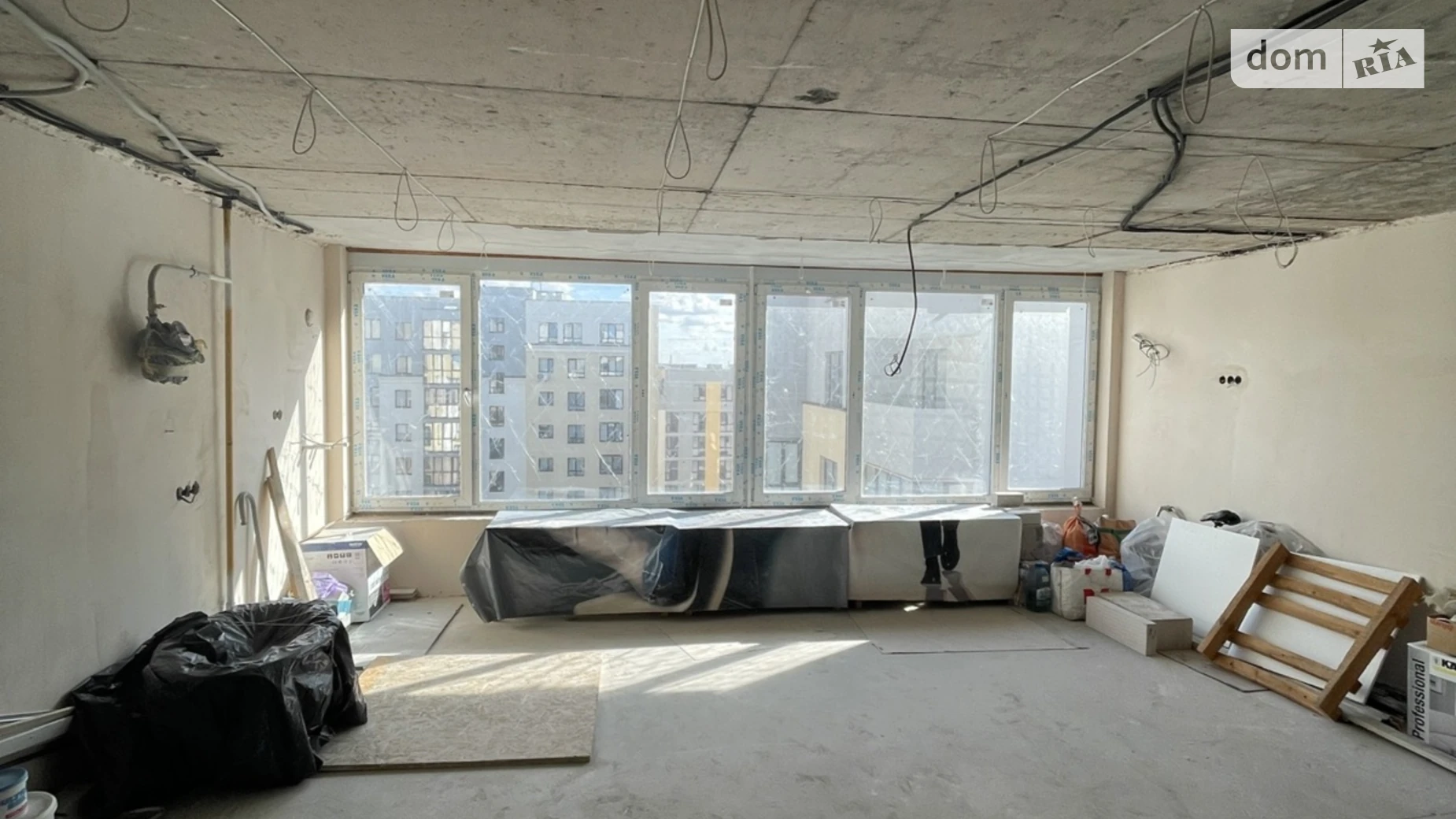 3-комнатная квартира 92.5 кв. м в Тернополе, просп. Бандеры Степана, 36 корпус 3 - фото 3