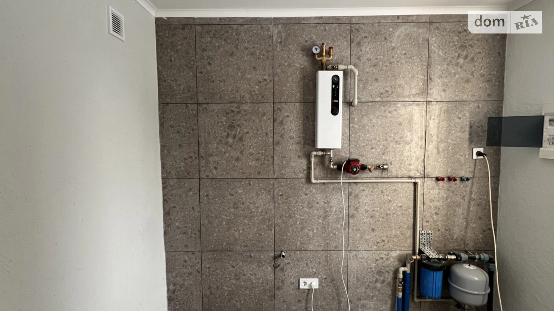 Продается дом на 2 этажа 100 кв. м с мебелью, цена: 165000 $ - фото 4