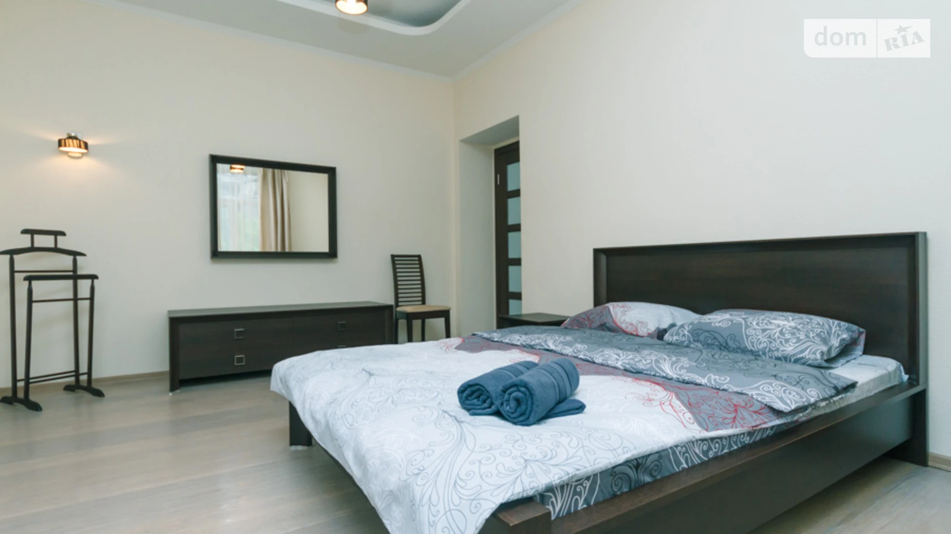 Сдается в аренду 2-комнатная квартира в Киеве, ул. Крещатик, 17 - фото 2