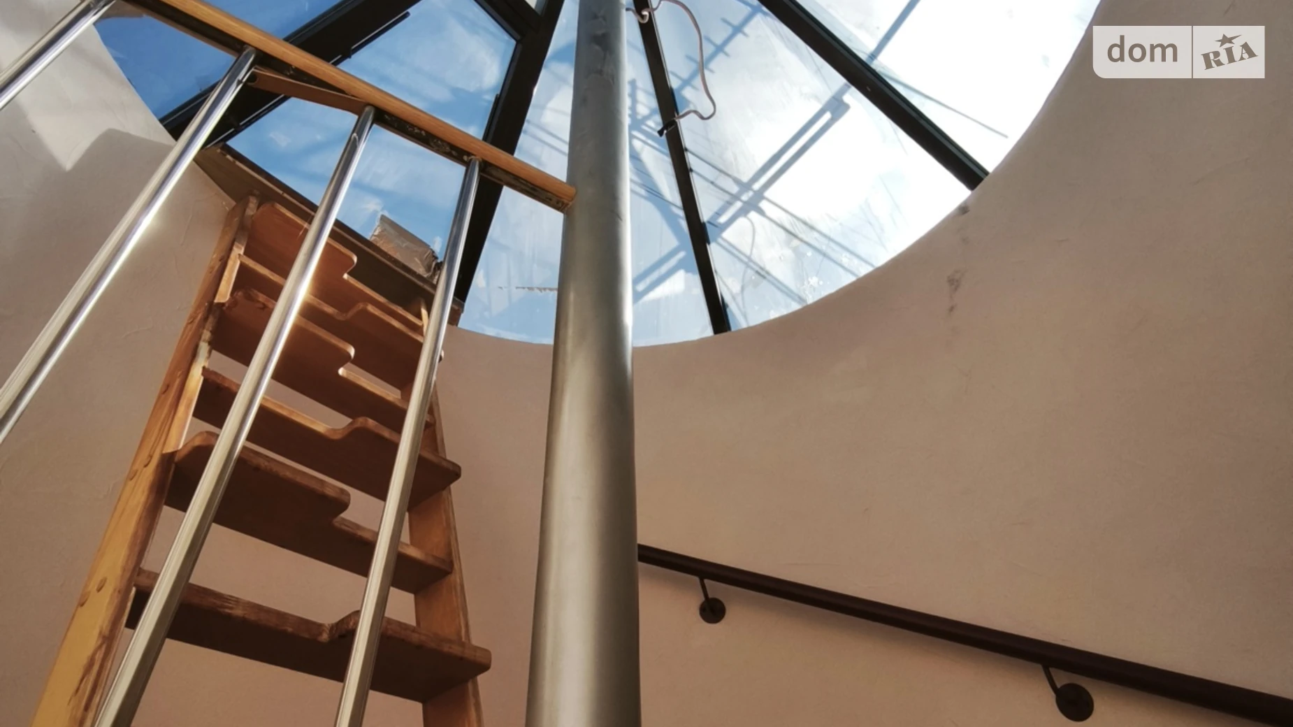 Продается дом на 4 этажа 805.7 кв. м с гаражом, цена: 1100000 $ - фото 2