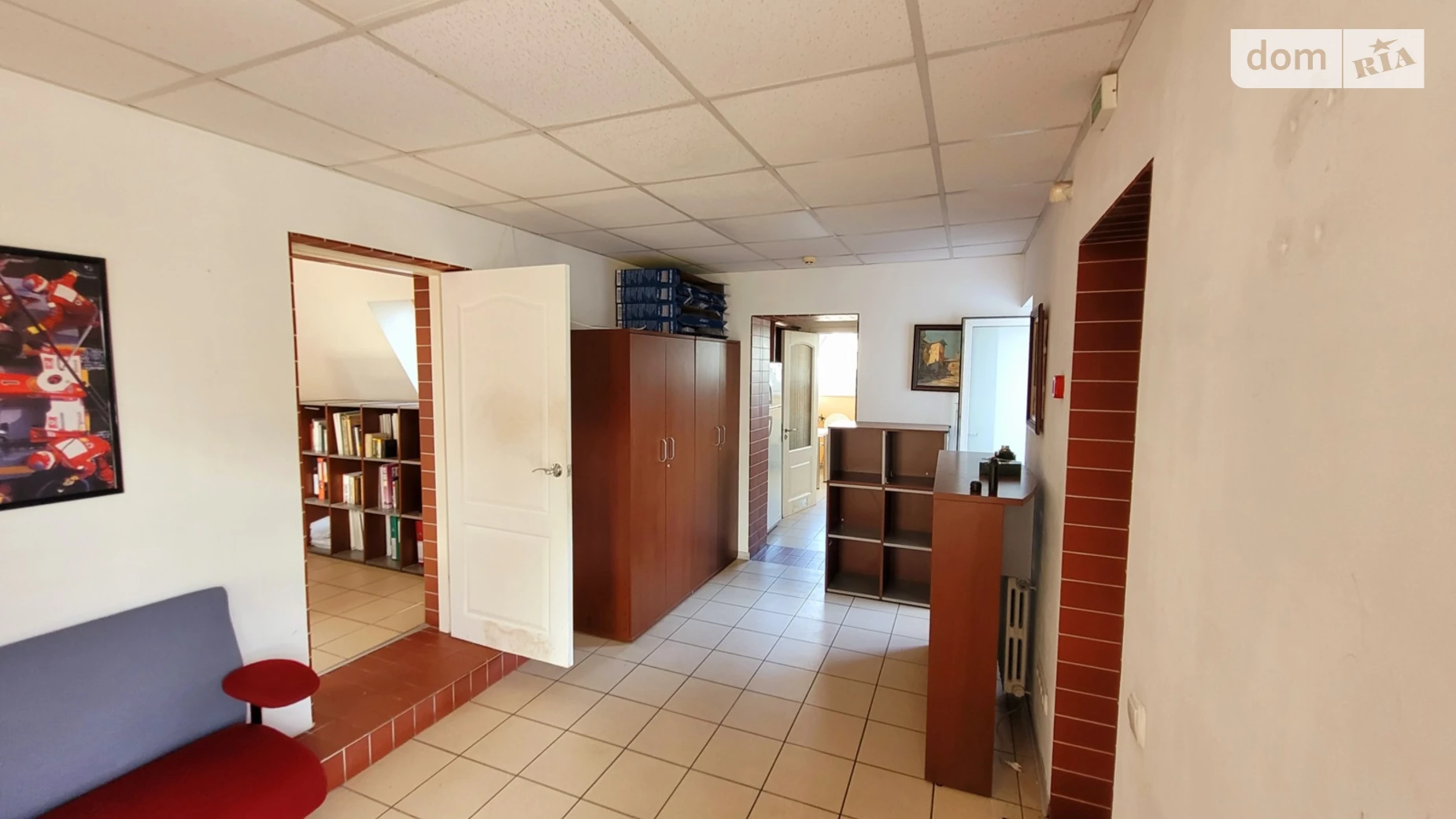 Продается офис 84 кв. м в бизнес-центре, цена: 92000 $ - фото 4