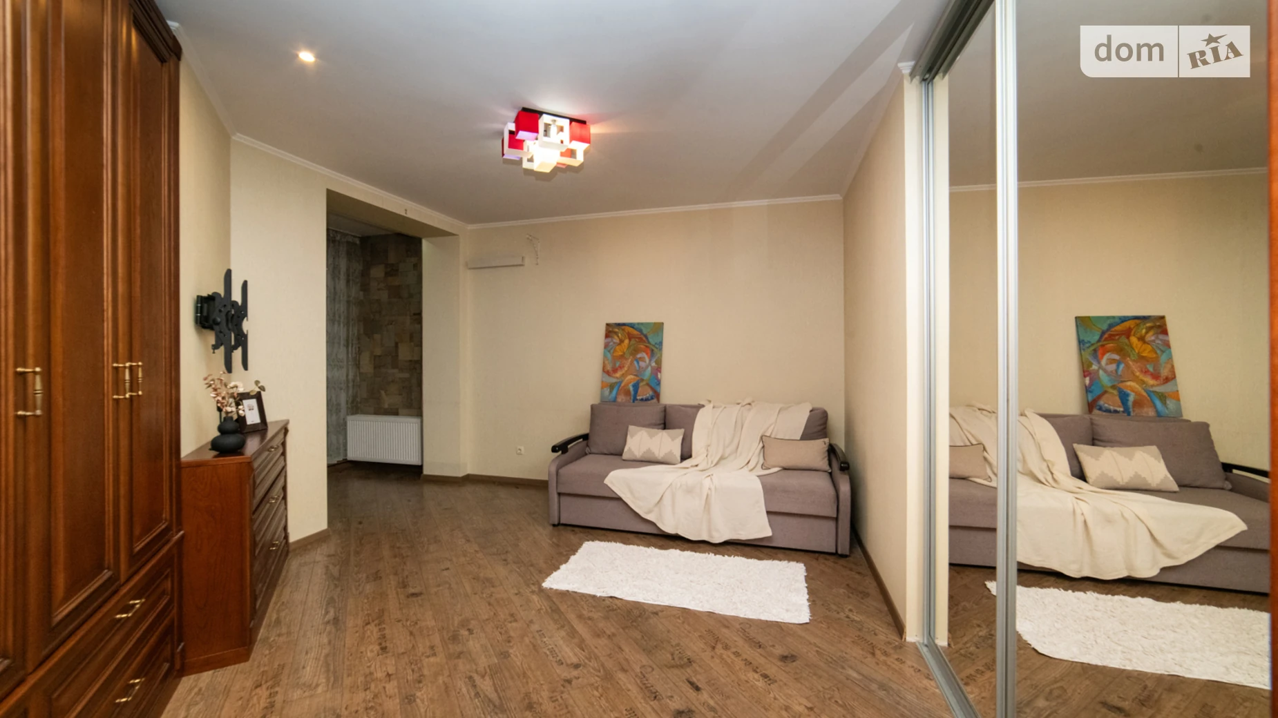 Продается 2-комнатная квартира 66.2 кв. м в Петропавловской Борщаговке, ул. Садовая, 1В корпус 2 - фото 2