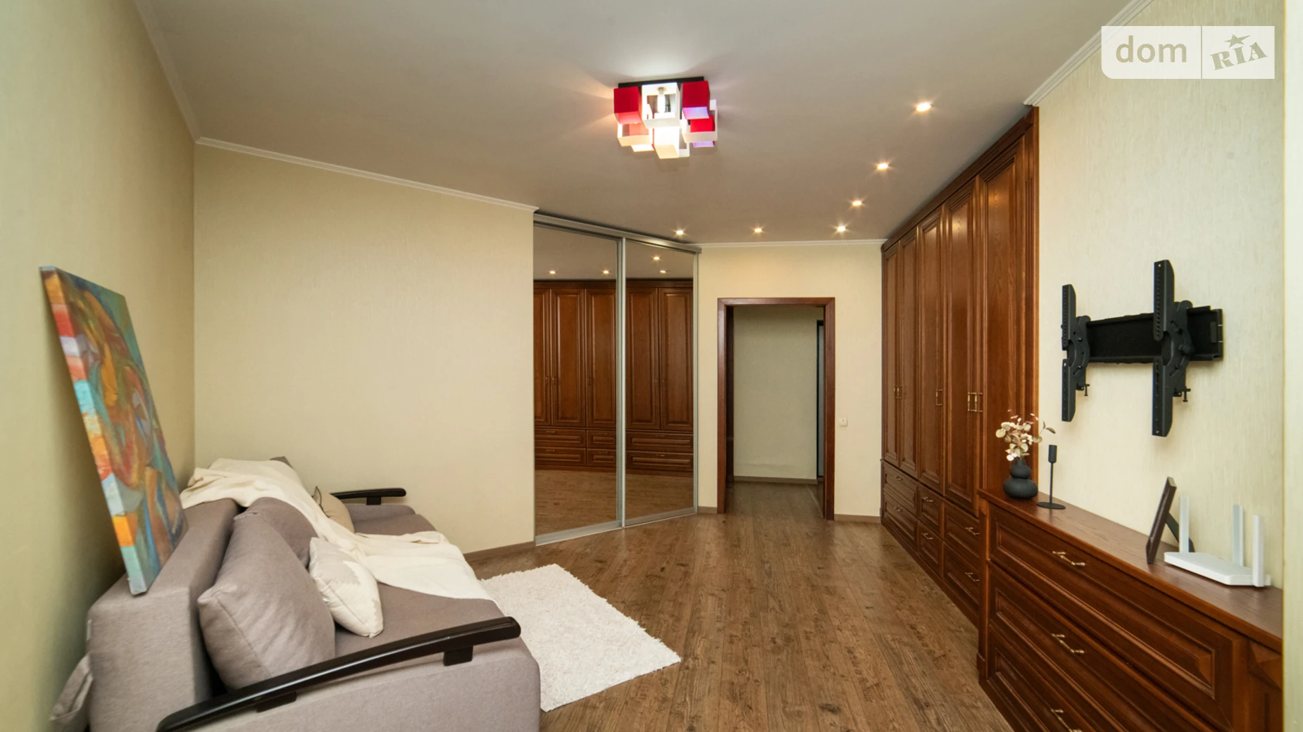 Продается 2-комнатная квартира 66.2 кв. м в Петропавловской Борщаговке, ул. Садовая, 1В корпус 2 - фото 3