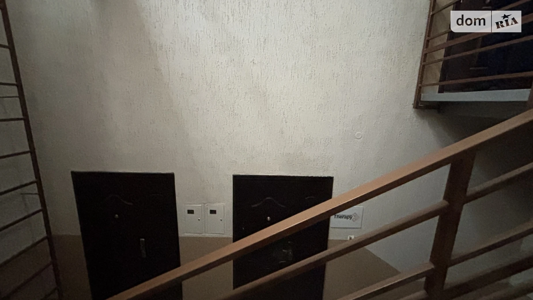 Сдается в аренду офис 72 кв. м в бизнес-центре, цена: 504 $ - фото 2