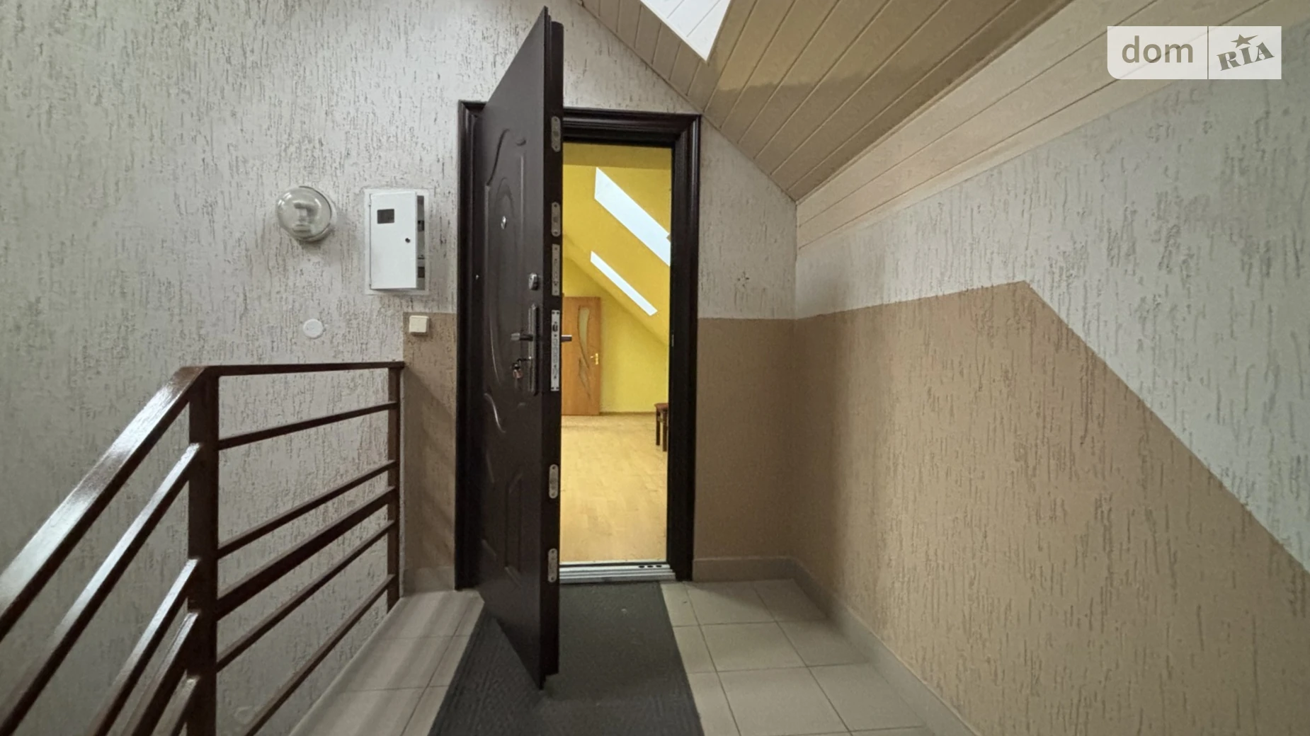 Сдается в аренду офис 72 кв. м в бизнес-центре, цена: 504 $ - фото 5